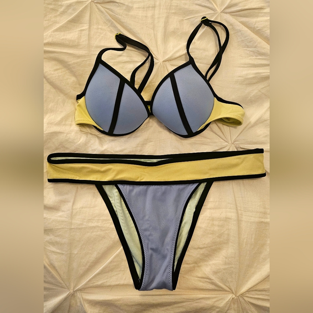 Victoria's Secret Neon Colorblock Bikini Top 34A & Bottoms Size Medium